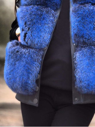 Casual solid color plush sleeveless jacket
